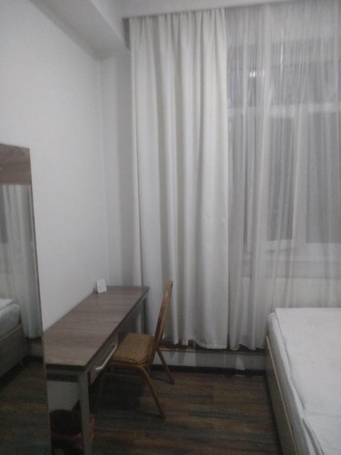 Sakura Inn Фергана Екстериор снимка